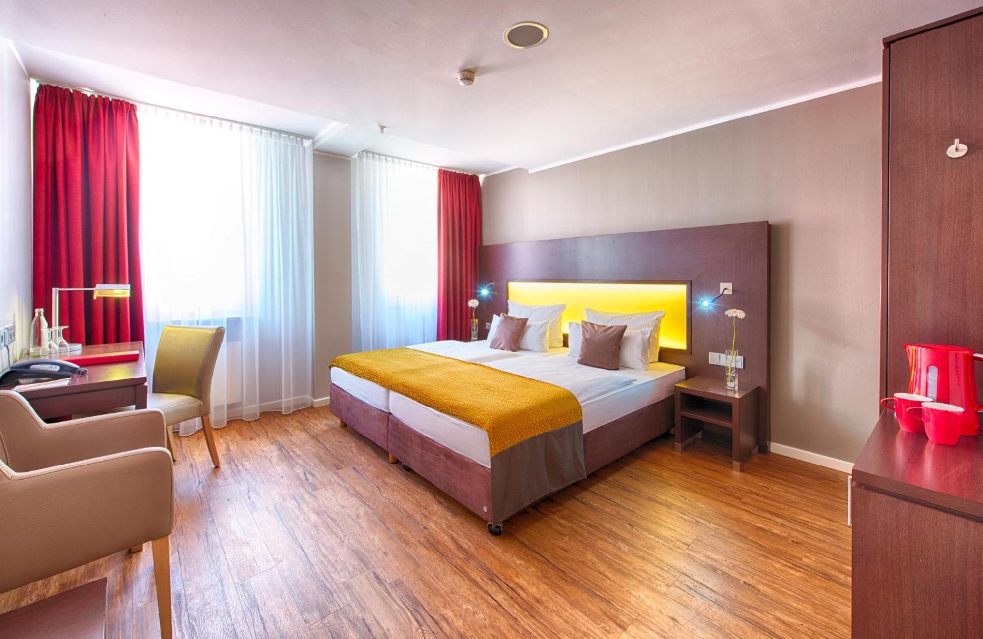 Leonardo Center Hotel 4*
