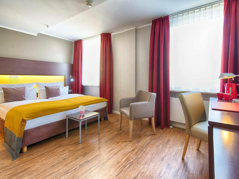 Hotel Leonardo Center 4*